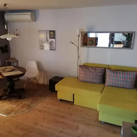 Lazur- Neben Meeresgarten Burgas